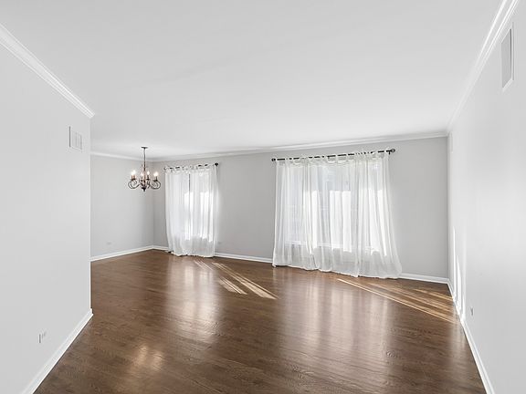 5th image of 419 W Marion St