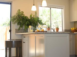 701 E 7th Ave APT 10, Escondido, CA 92025