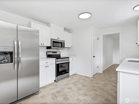 5th image of 2508 72nd Street E