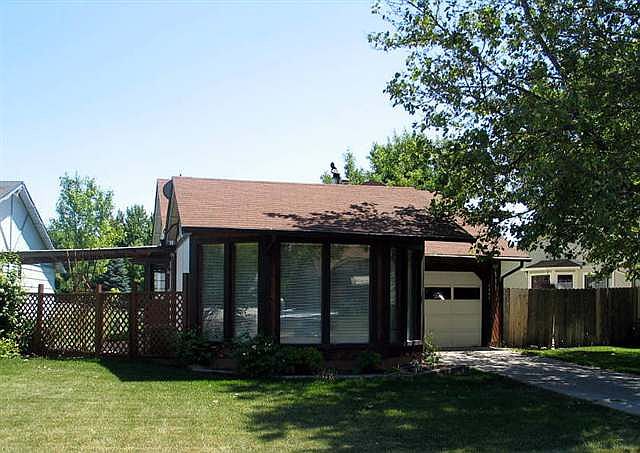 1st image of 6995 Belhaven Dr