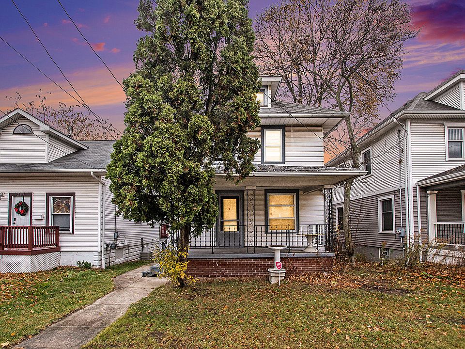1st image of 209 E Mount Hope Ave