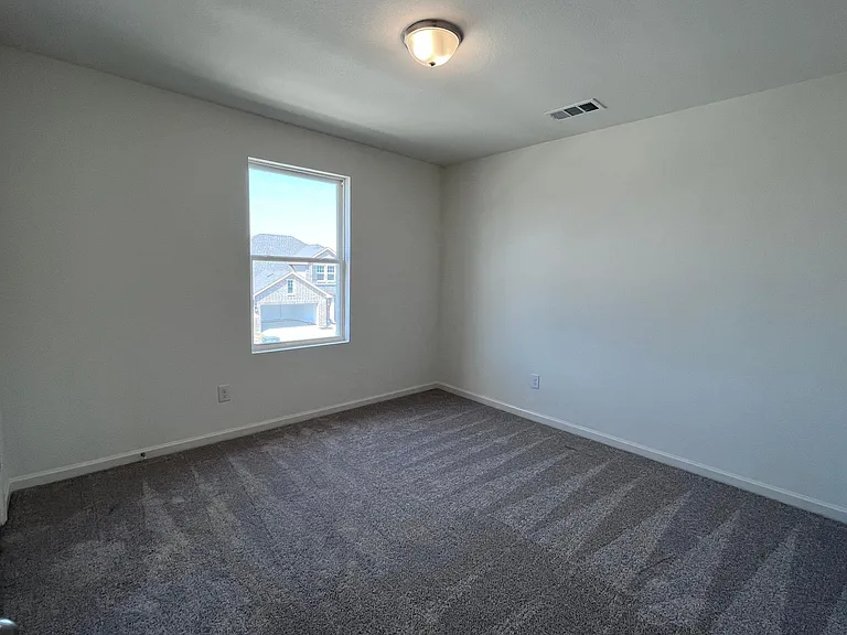 602 Colgate Cir — Photo 14