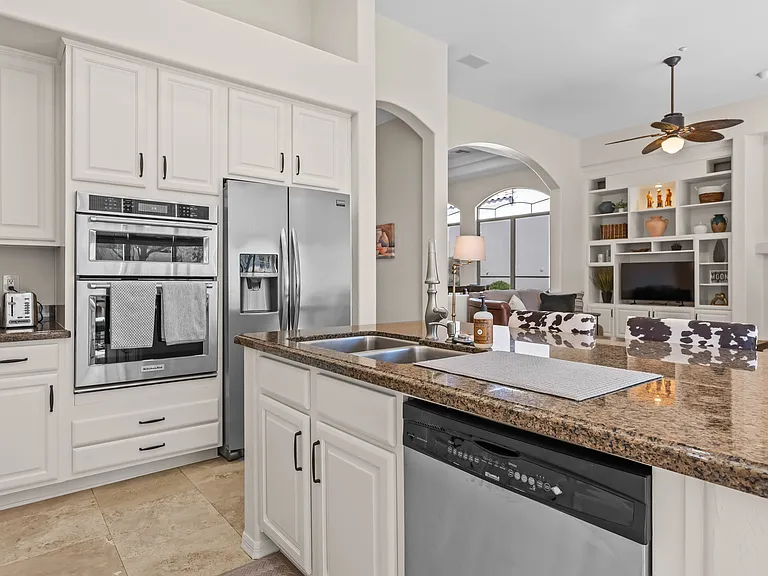 11479 E Beck Ln — Photo 19