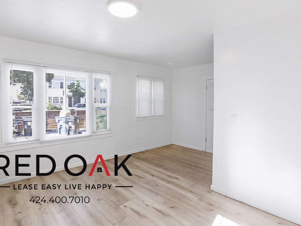 1st image of 536 W 48th St #536