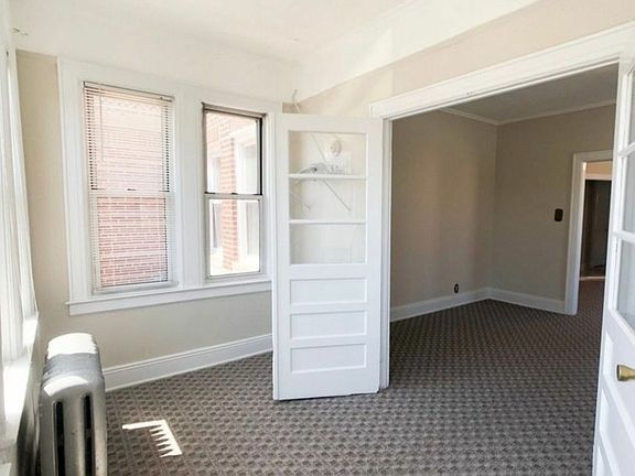3rd image of 2514 47th St #2