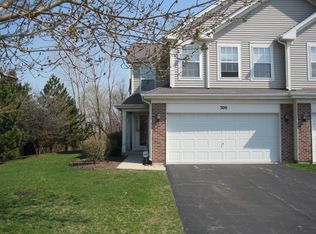 300 W Prairie Cir, Itasca, IL 60143