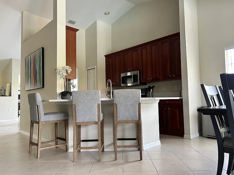 6345 Lexington Ct #201 — Photo 8