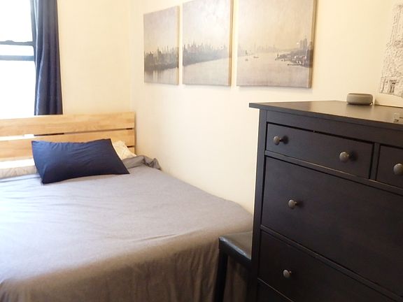 3rd image of 224 W 82nd St APT 7