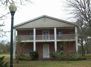 224 Petty Rd, Waller, TX 77484