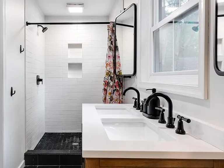 1410 Manorwood Dr — Photo 18