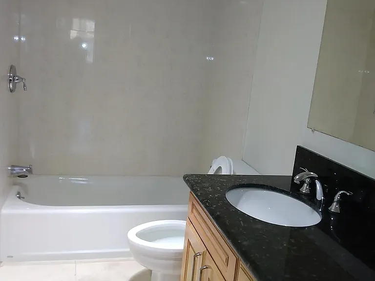 4972 Paseo Segovia — Photo 11
