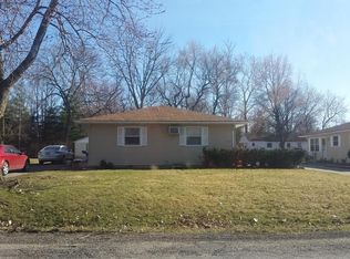 107 E Country Club Rd APT B, Urbana, IL 61801