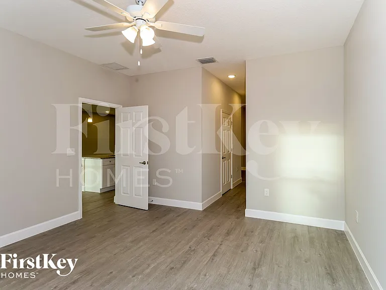 2950 Tolman Ave SE — Photo 7
