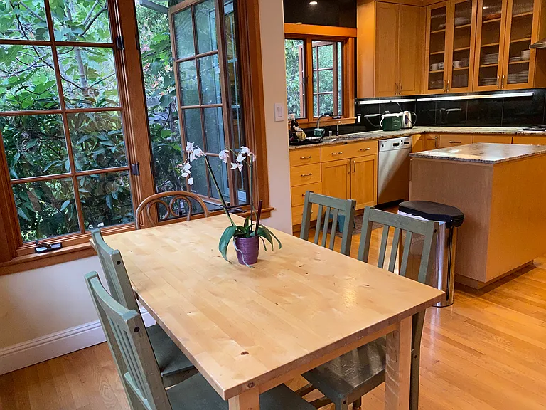 870 Creek Dr — Photo 34