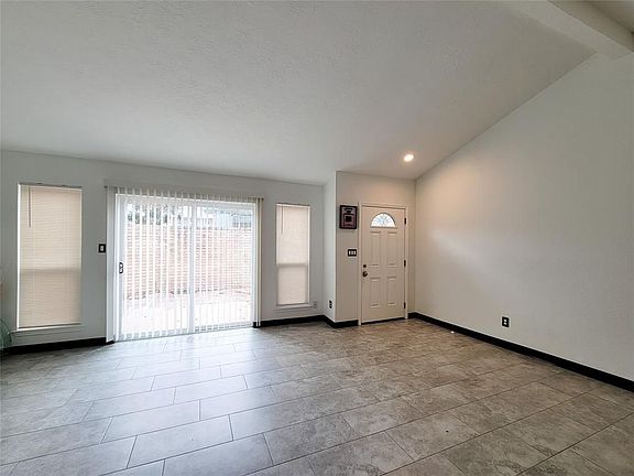 5th image of 710 Country Place Dr APT C