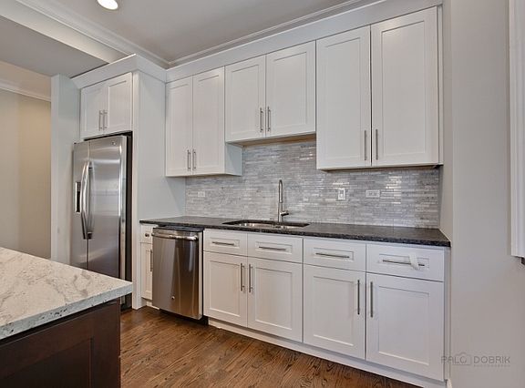 4th image of 1133 W Columbia Ave