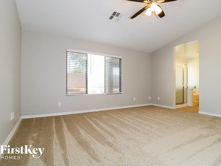 22938 W Yavapai St — Photo 10