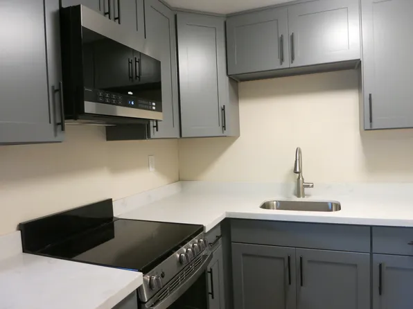 5620 University Way NE #Hse, Seattle, WA 98105