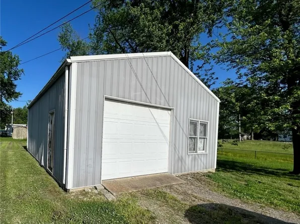  N Third Street, Scottsburg, IN 47170