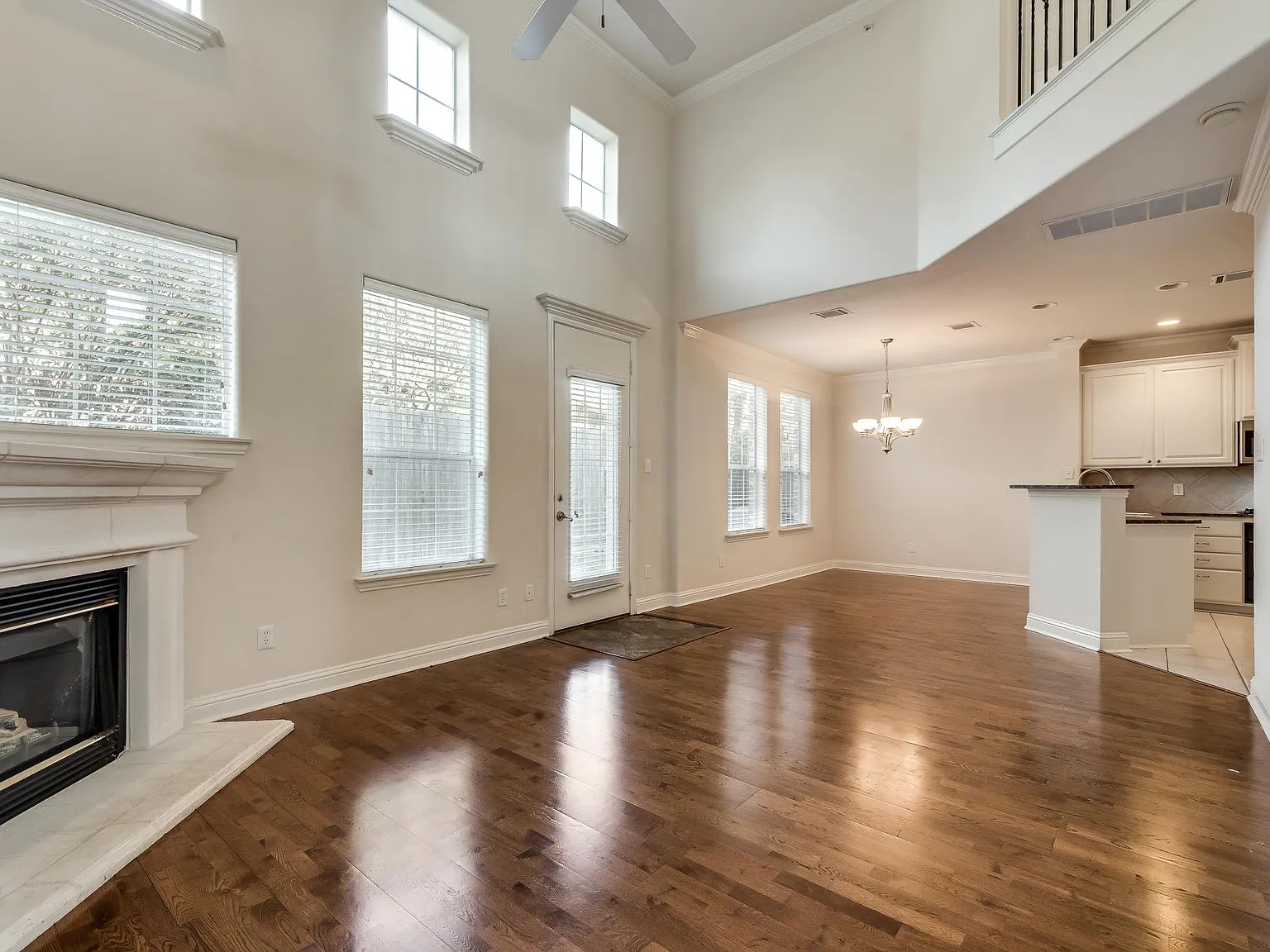 2619 Corbeau Dr — Photo 3