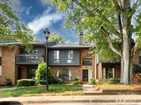 5809 Sharon Rd APT G, Charlotte, NC 28210