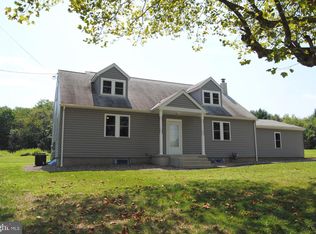 1044 S Lewis Rd, Collegeville, PA 19426