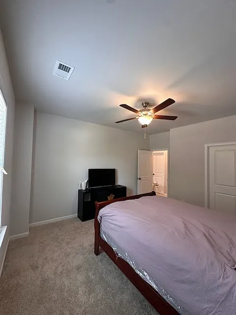 5 bed, 3415 sqft, $3,200 — Photo 3