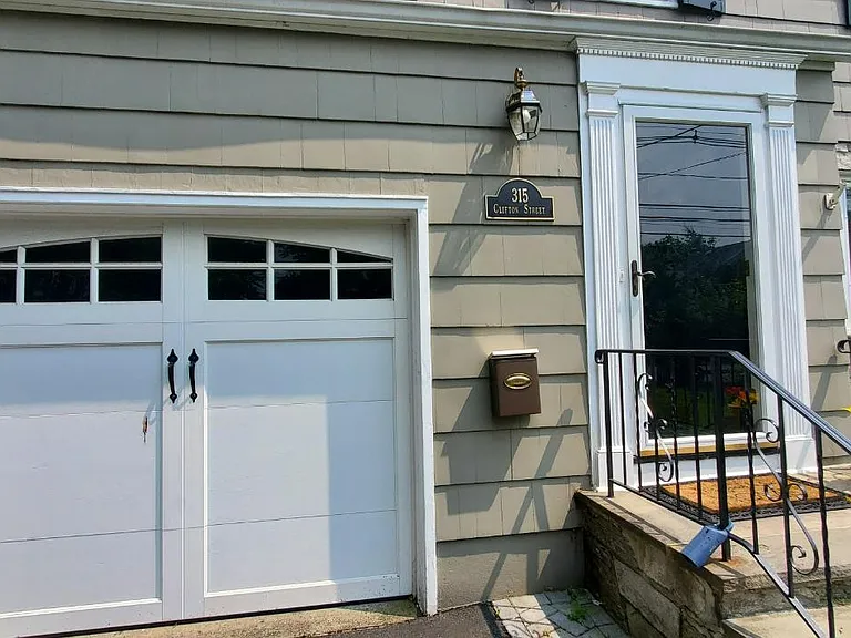 315 Clifton St — Photo 33