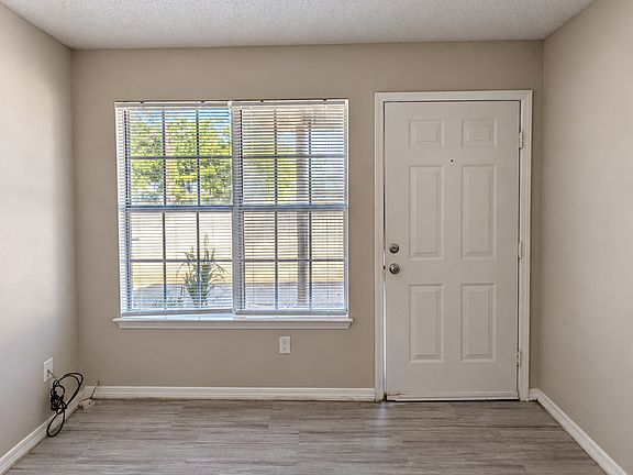 4th image of 6905 Sea Turtle Cir #C
