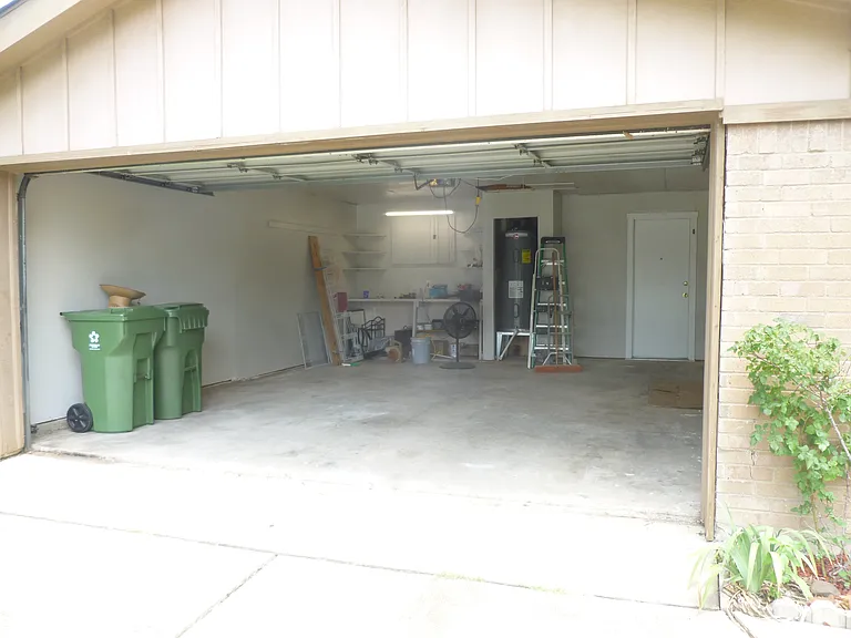 1917 Spies Springs Ct — Photo 18