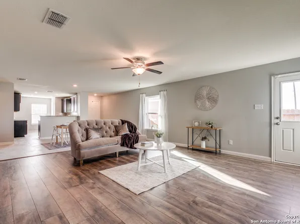 11715 Claudette St, San Antonio, TX 78252
