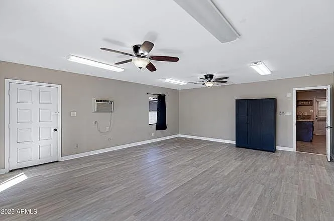 110 W Del Rio Dr — Photo 31