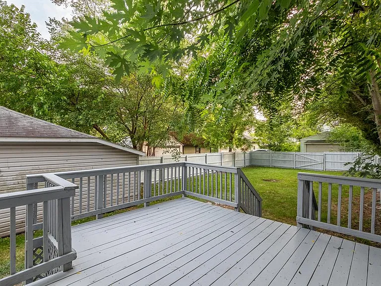 705 Smith Ave SW — Photo 4