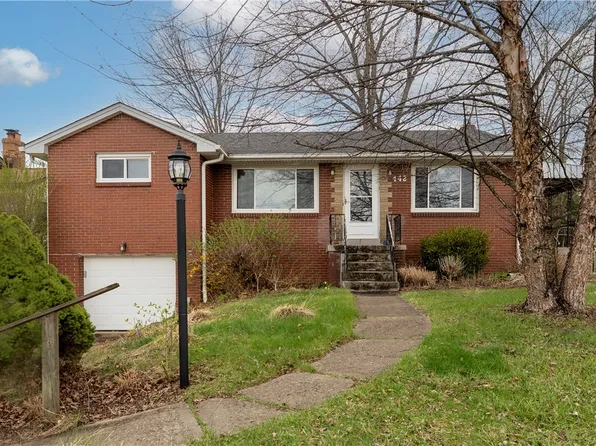 442 Salvini Dr, Pittsburgh, PA 15243