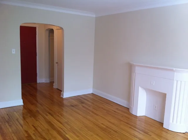 265 Daly Ave — Photo 6
