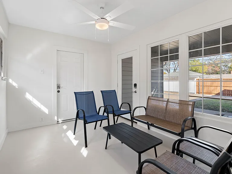 6501 Ravendale Ln — Photo 29