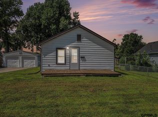 2204 Warren St, Bellevue, NE 68005