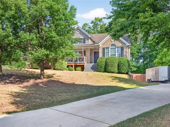 89 Katie Spring Ln, Jefferson, GA 30549