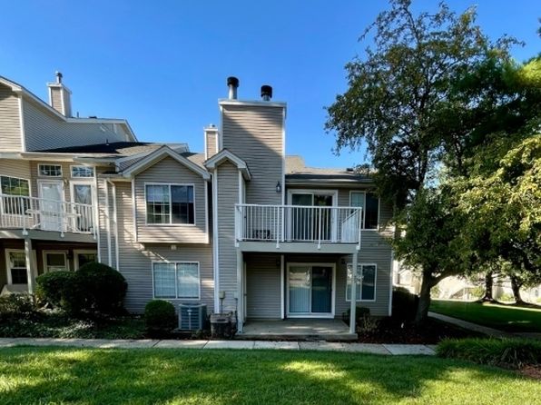 26 Spruce Ct