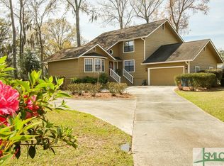 617 River Bend Rd, Richmond Hill, GA 31324