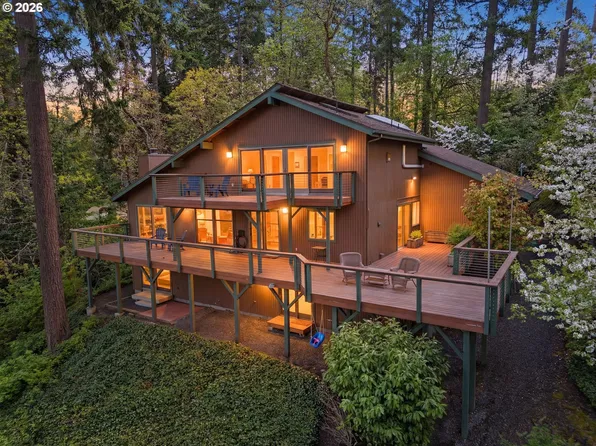 2804 Arline Way, Eugene, OR 97403