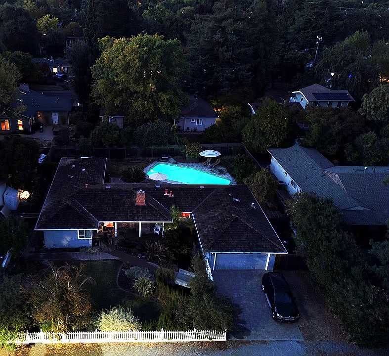 2nd image of 161 Greenway Dr