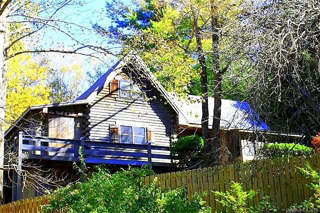 1st image of 17 Meadow Ln