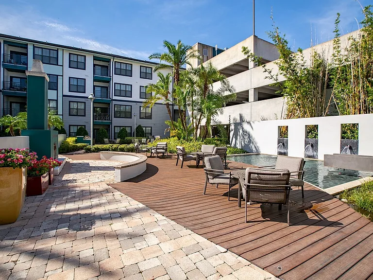 Outdoor Fountain Lounge
