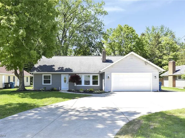 8630 Lindbergh Blvd, Olmsted Falls, OH 44138