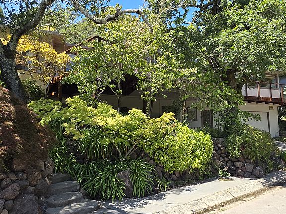 3rd image of 237 N Almenar Dr