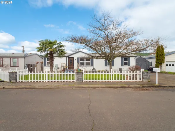 151 Heavenly Ct, Sutherlin, OR 97479