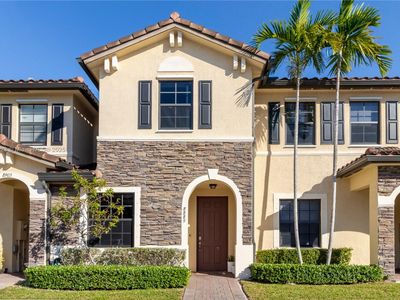 8889 W 35th Ln, Hialeah, FL, 33018