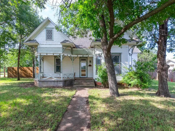 601 W 3rd St, Baird, TX 79504