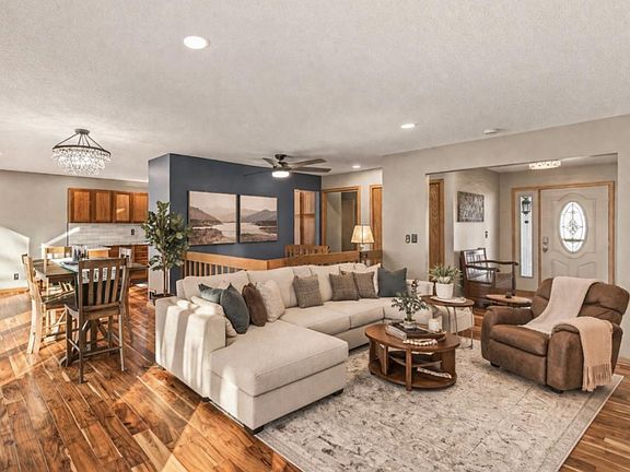 5th image of 2822 286th Ln NW